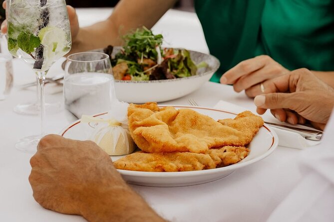 Original Sound of Music Tour Salzburg With Schnitzel and Noodle - The road to Lake Fuschl and St Gilgen