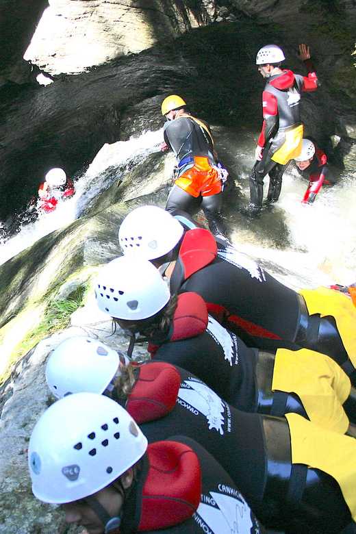 Ötztal: Advanced Canyoning at Auerklamm - Entering the gorge and finding your rhythm