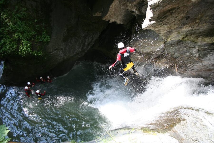 Ötztal: Advanced Canyoning at Auerklamm - Waterfalls, rock crossings, and the scenery between obstacles