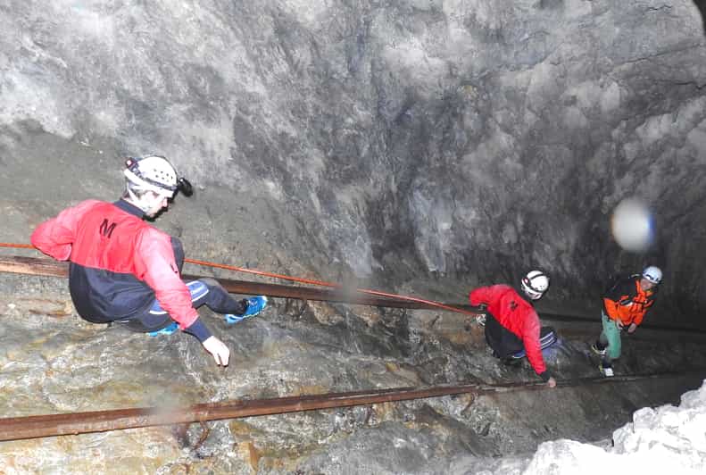 Ötztal: Guided Cave Tour for Beginners - A mountain adventure with a gentle starting point