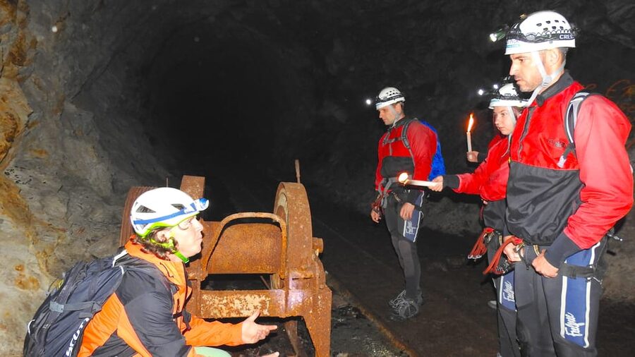 Ötztal: Guided Cave Tour for Beginners - What the guide adds to the three-hour route