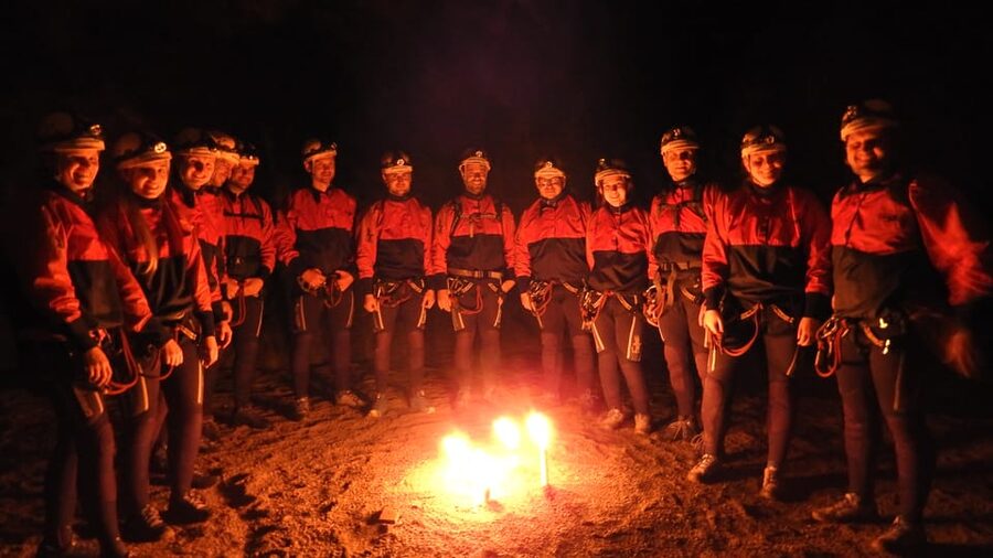 Ötztal: Guided Cave Tour for Beginners - What the $90 price really includes