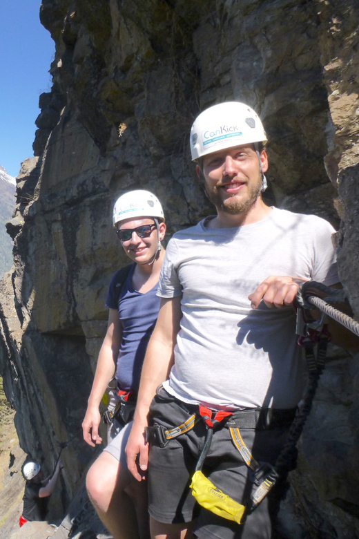 Ötztal: Via Ferrata Climbing at Stuibenfall - Starting at the base and getting ready