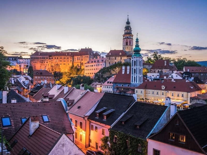 Prague: Transfer to Vienna via fabulous Cesky Krumlov - Who should book this day trip