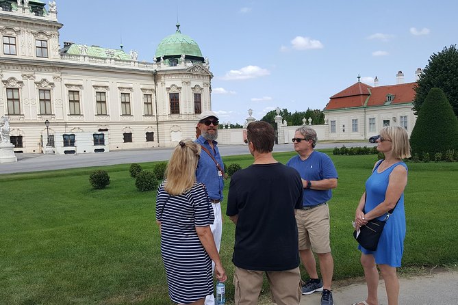 Private Belvedere Palace and Museum Tour - The two and a half hour schedule