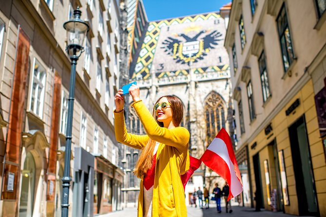 Private Bike Tour of Vienna Top Attractions & Nature - Volksgarten and the Hofburg