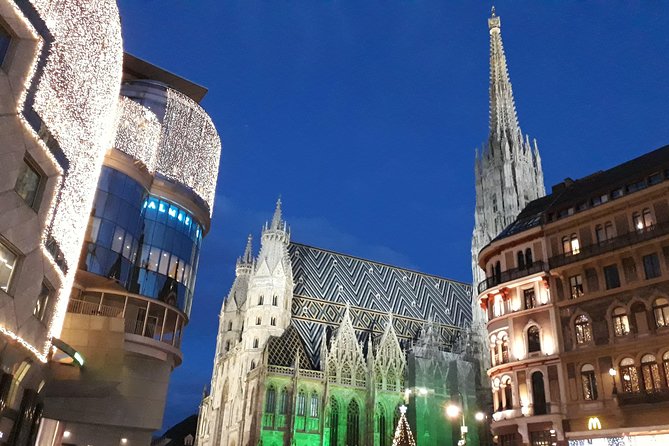 Private Christmas Markets Walking Tour Vienna - Sausages and smokehouse flavors along the route
