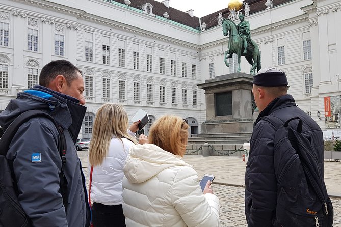 Private City Discovery walk - Historical Treasure hunt - Key points to know before you book