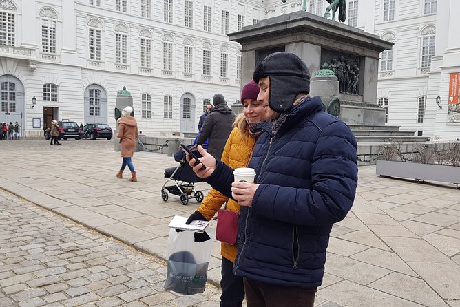 Private City Discovery walk - Historical Treasure hunt - Minoriten Church and the value of smaller discoveries