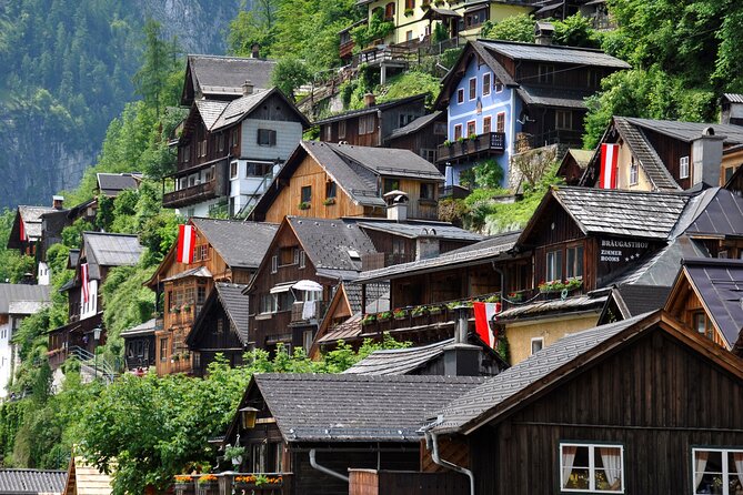 Private Day Tour of Hallstatt and Salzburg from Vienna - Salzburg in a compact five-hour visit