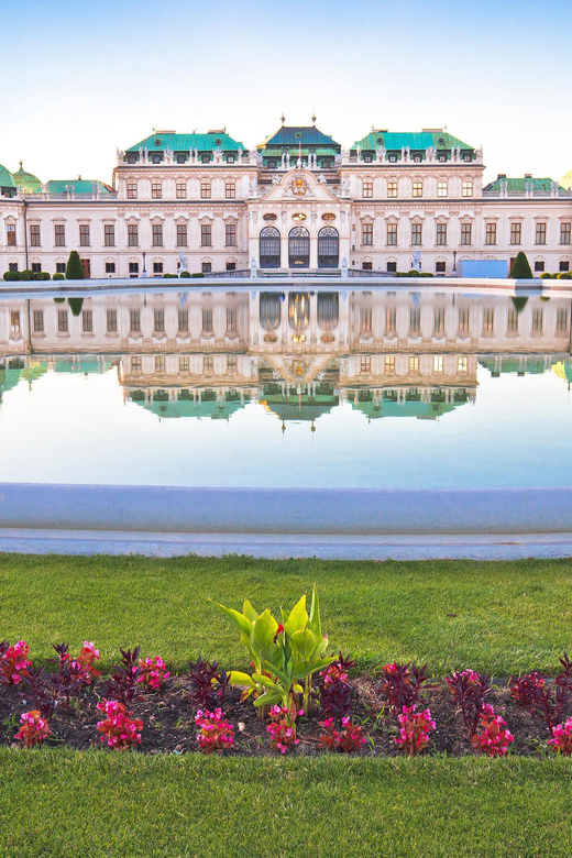 Private day trip: Budapest > Bratislava & Vienna, in English - Vienna in a short burst: grand sights, limited time
