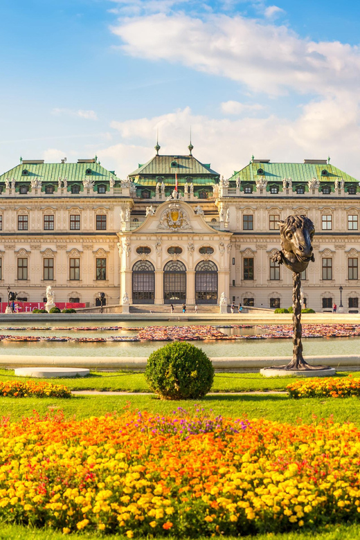 Private day trip from Budapest to Vienna and back - Hofburg Palace, the Opera, and the Ringstrasse