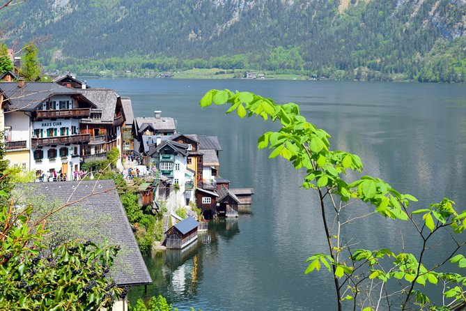 Private Eagle's Nest and Hallstatt tour from Salzburg - St. Gilgen and Wolfgang Lake