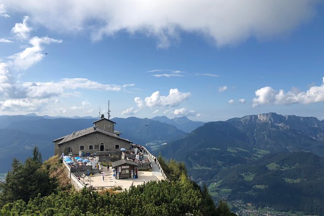 Private Eagle's Nest Tour from Innsbruck with tour ending in Salzburg - Timing, pickup, and practical details