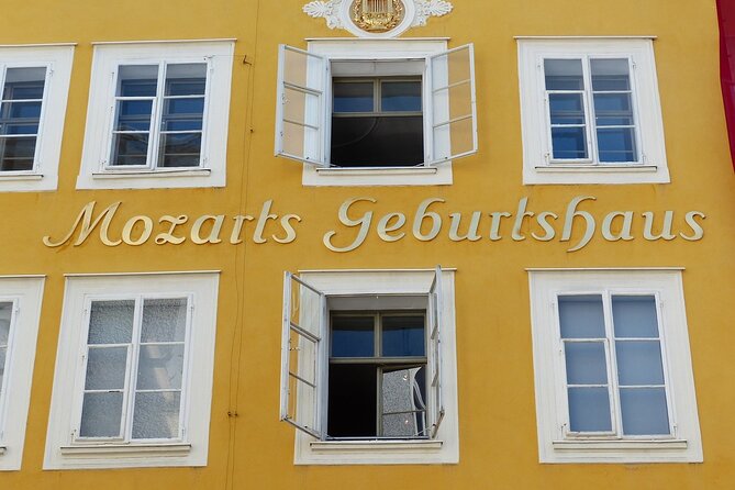 Private Full Day Trip to Hallstatt ,Salzburg and Melk from Vienna - Four hours in Salzburg, if the road cooperates