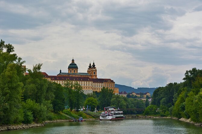 Private Full Day Trip to Hallstatt ,Salzburg and Melk from Vienna - The hard question: is the $880.98 price fair?