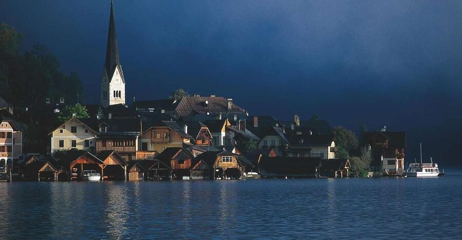 Private Hallstatt Tour from Salzburg - Leaving Salzburg for the Salzkammergut