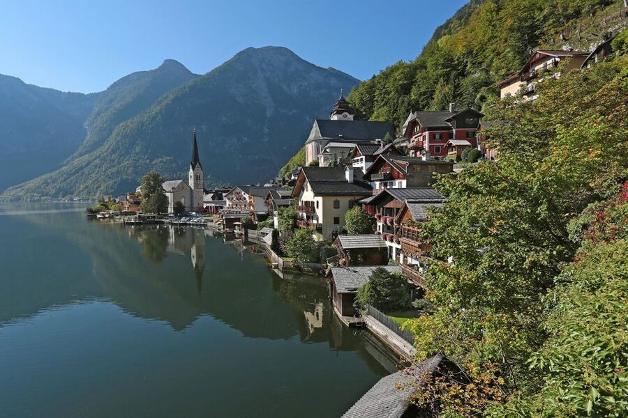 Private Hallstatt Tour from Salzburg - The Skywalk, 360 meters above town
