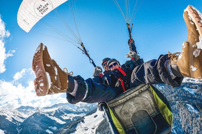 Private tandem flight Classic from the Schmittenhöhe in Zell am See - Safety equipment and the role of the pilot
