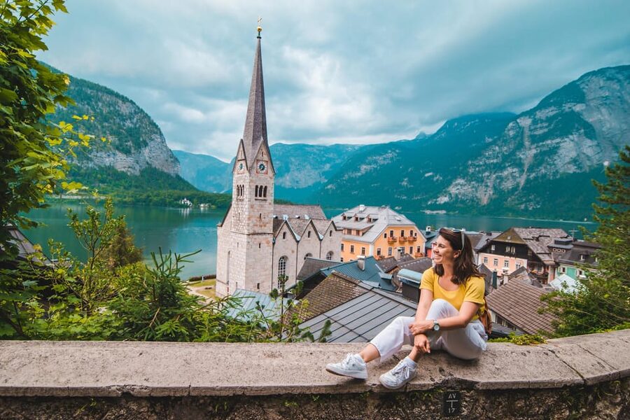 Private tour from Vienna to Hallstatt, Skywalk & Salt Mine - Who should book this private day trip?