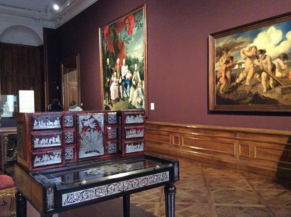 Private Tour of the Belvedere Palace with an Art Historian: "Pictures of Austrian Identities". Art & History Tour with Skip-the-line Tickets - Who will enjoy this Belvedere experience most?