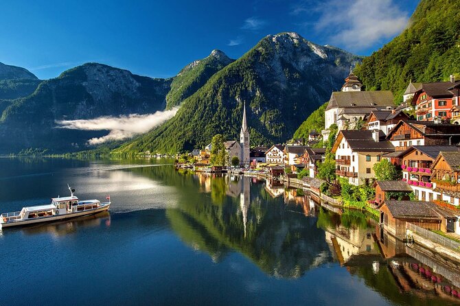 Private Tour Salzburg - St. Gilgen - Hallstatt with Local Driver - Hallstatt in two hours