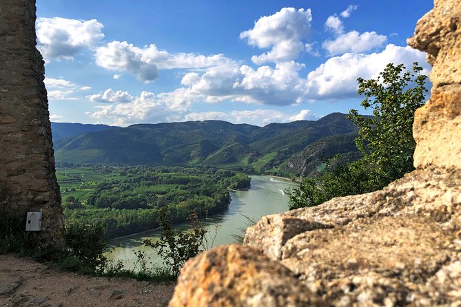 Private Tour Vienna to Salzburg via Wachau & Lake District - Why this route beats a direct Vienna to Salzburg transfer