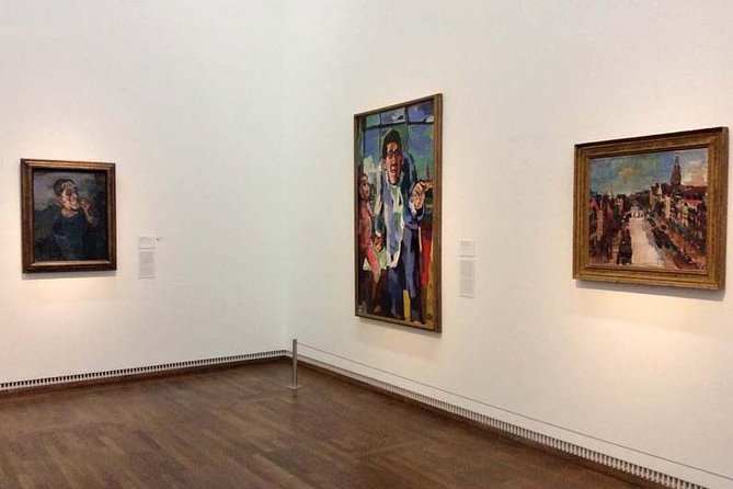 Private Tour with an Art Historian of the Leopold Museum: Gustav Klimt, Egon Schiele and Viennese Art Nouveau - Following Klimt beyond the golden surface