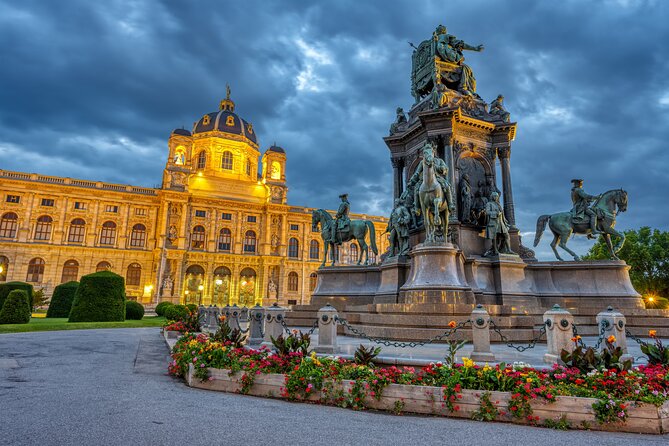 Private Transfer from Munich to Vienna - A private ride between Munich and Vienna