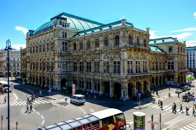 Private Transfer from Venice to Vienna or Vienna to Venice - The possible stops from castles to Roman ruins