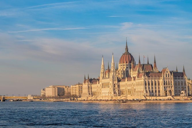 Private Transfer from Vienna to Budapest with 2 hours for sightseeing - Key points to know before booking