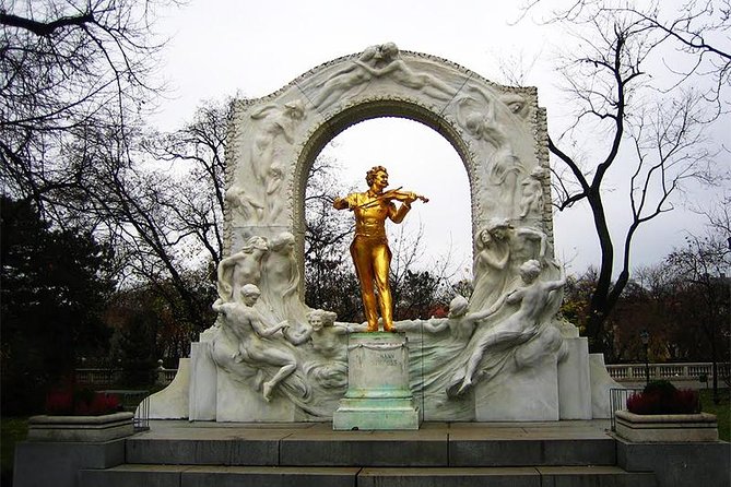 Private Vienna Art Nouveau Walking Tour - The practical elegance of Postsparkasse