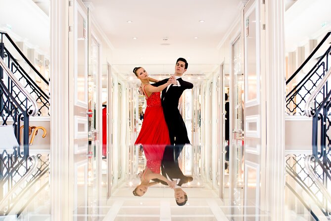Private Waltz Workshop for Friends & Families (4-14 guests) - Key points at a glance