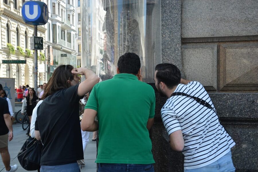Riddle Tour: Explore the Hidden Gems of Vienna - The Basilisk legend and Vienna’s darker side