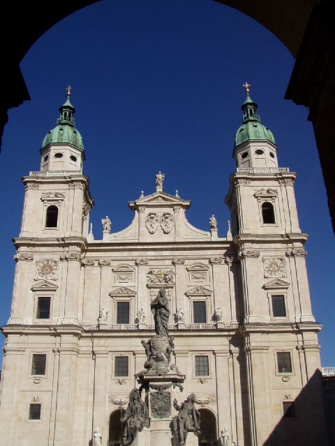 Salzburg 2.5-Hour Walking Tour: Mozart, Old Town & More - Key points to know before you book