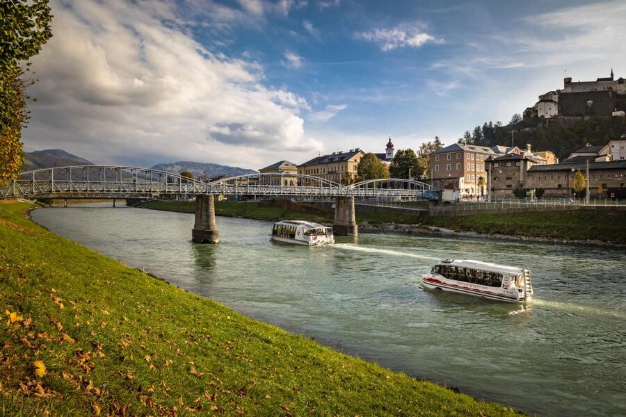 Salzburg: Amphibious Splash Tour on Land & on Water - Mülln and the older districts beyond the postcard center