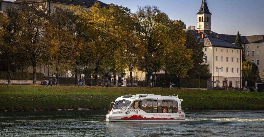 Salzburg: Amphibious Splash Tour on Land & on Water - Mirabell Palace and the first look at Salzburg
