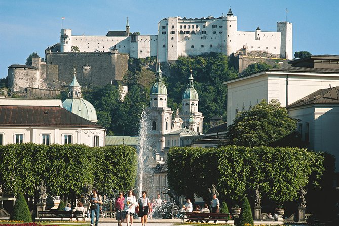 Salzburg and Alpine Lakes Tour from Vienna - The return drive and second motorway stop