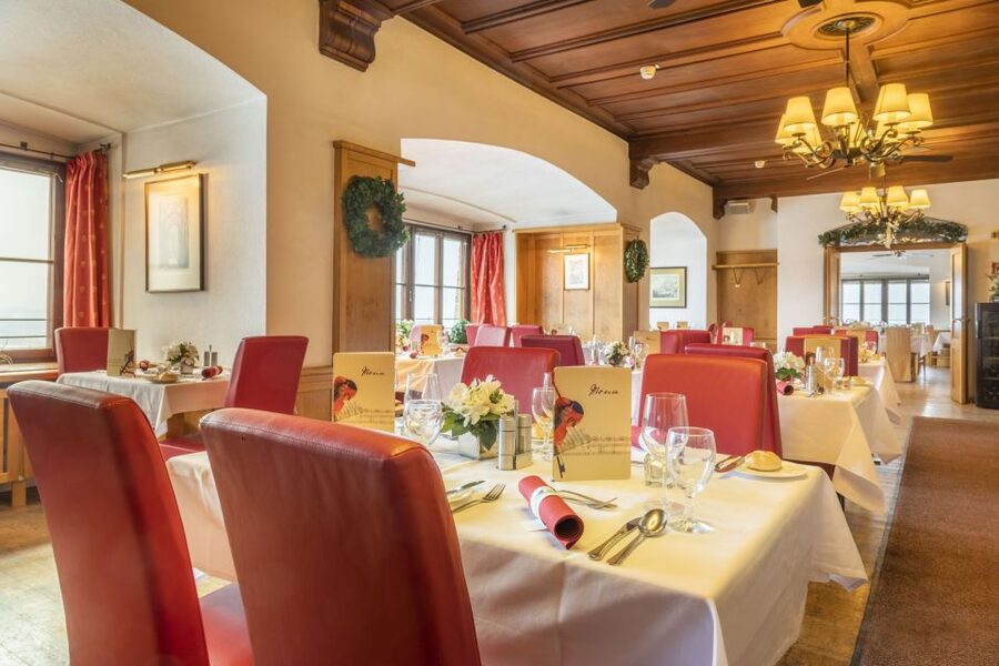 Salzburg: Best of Mozart Fortress Concert and Dinner - The Golden VIP Option: Worth Paying More?