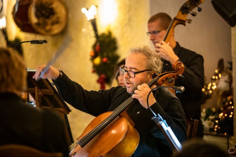 Salzburg: Christmas/Advent Concert at Fortress Hohensalzburg - The Castle Hall setting and city views