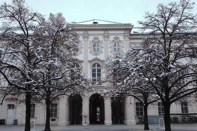 Salzburg: Christmas Concert at Mirabell Palace - The Christmas atmosphere: music first, decorations second