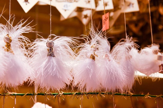 Salzburg Christmas Market & City Tour - Returning to the Christmas tree and market stalls
