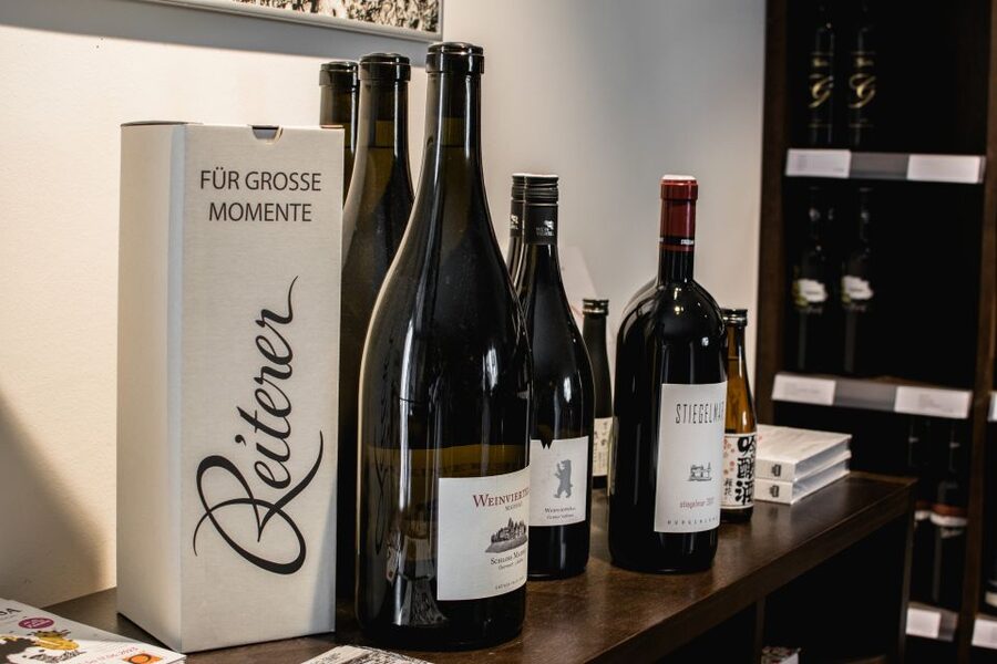 Salzburg: Guided Wine Tasting in a Hidden Wine Bar - The host, language, and group size