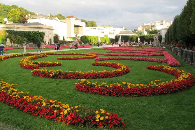 Salzburg Introduction Private Walking Tour - Timing, walking effort, and daily planning