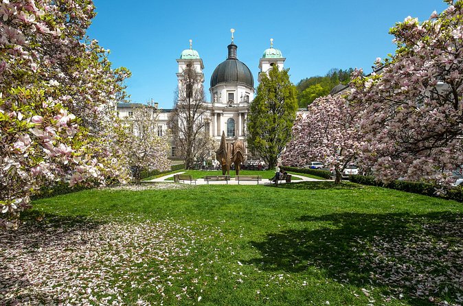 Salzburg On the Traces of Mozart Private Tour - Finishing at the Mozart Residence Museum