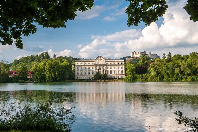 Salzburg Super Saver: Original Sound of Music and Salt Mines Day Trip - The singing and storytelling factor