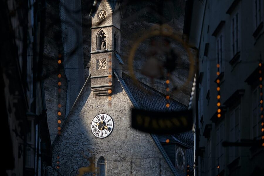 Salzburg & "The Sound of Music" Full Day Driver-Guided Tour - What the eight-hour format feels like