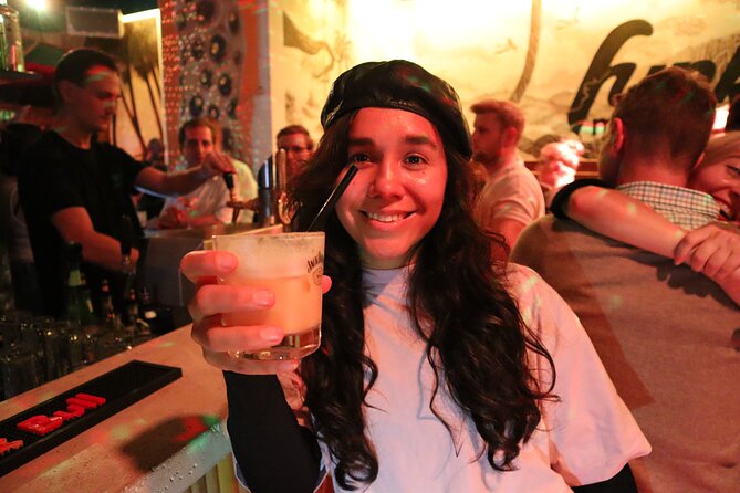 Saturday Night Pub Crawl for Professionals in Vienna, Austria - Funky Monkey Bar shifts the night toward dancing