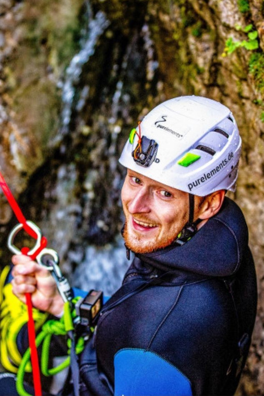 Schwarzwasserbach: Canyoning in Austria's Kleiwalsertal - The safety briefing sets the tone