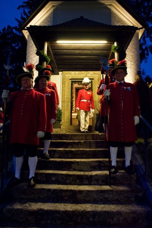 Silent Night Oberndorf Christmas Eve Tour from Salzburg - Key details at a glance